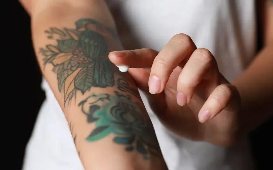 how to apply aspercreme before tattoo