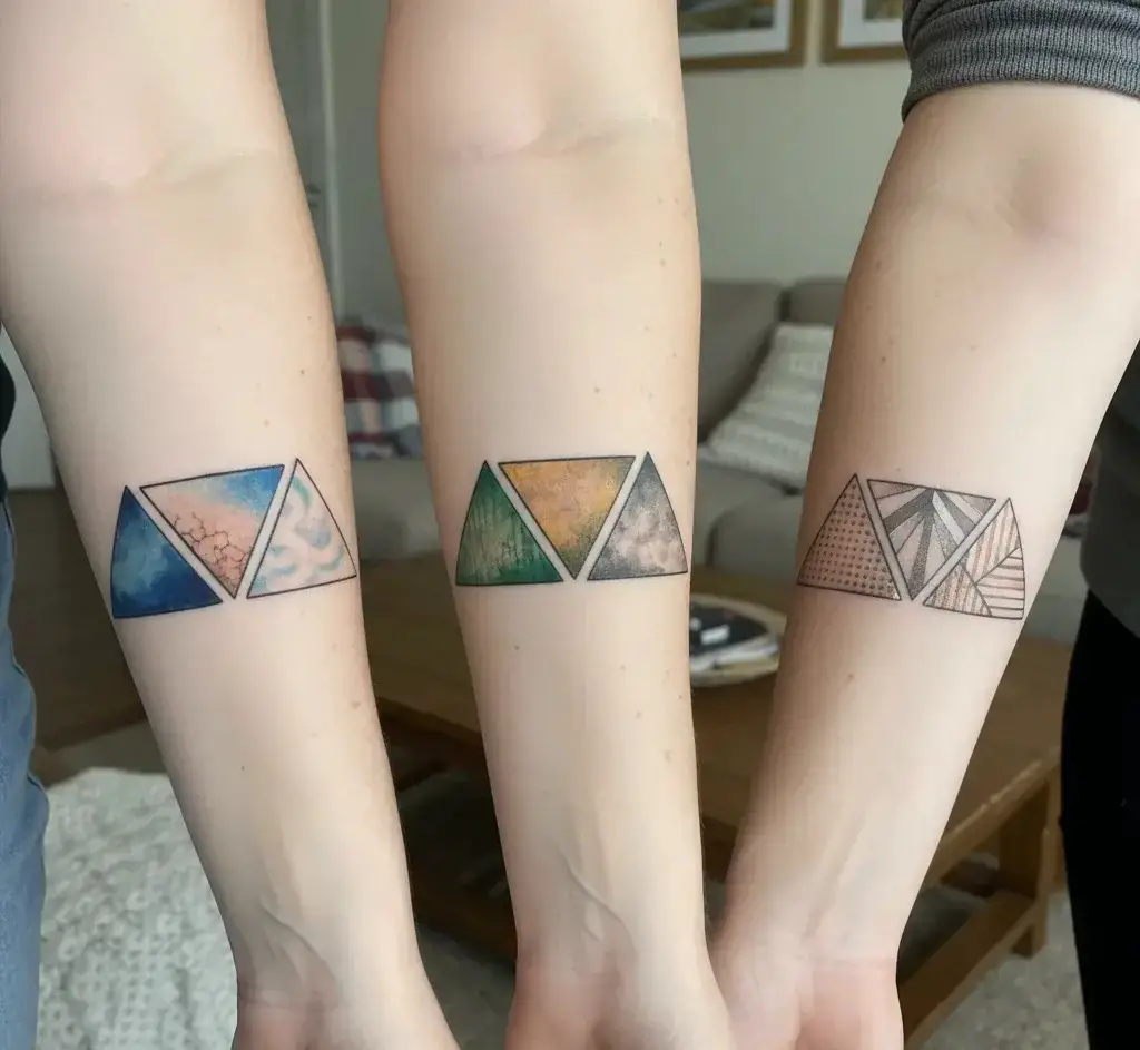 Three Triangles Design