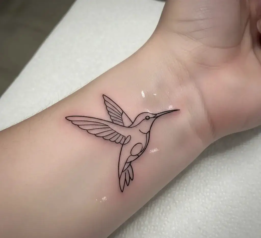 Minimal Line Hummingbird